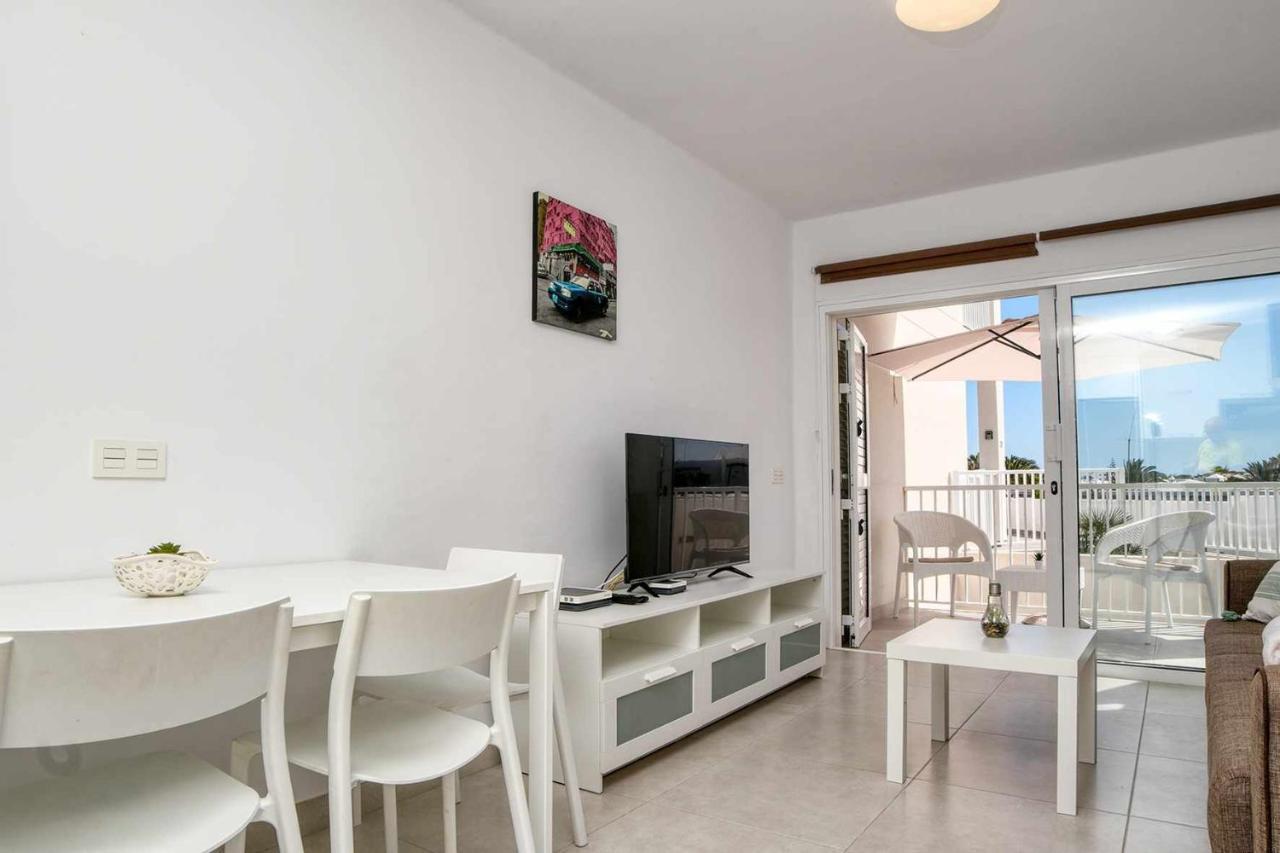 Luminosa Vivienda Vacacional Con Vista A La Piscina Коста-Тегисе Экстерьер фото