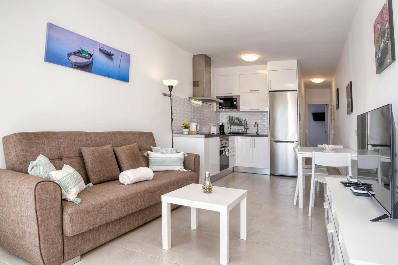 Luminosa Vivienda Vacacional Con Vista A La Piscina Коста-Тегисе Экстерьер фото